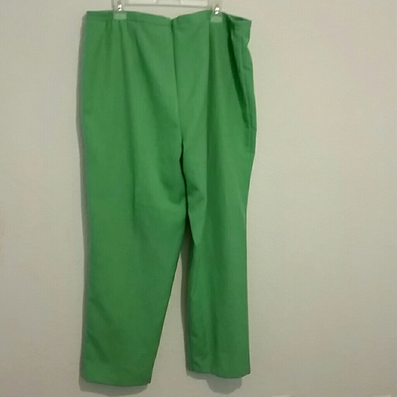 J. B. Collections 3 piece pantsuit - Picture 8 of 8